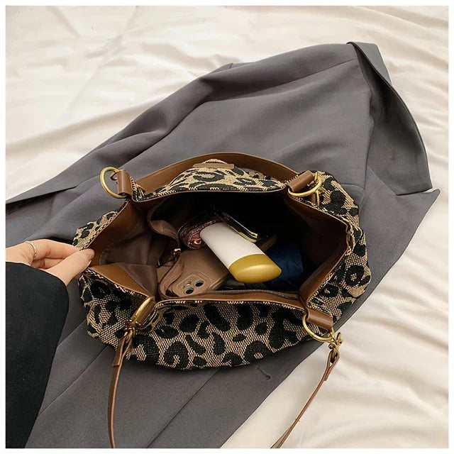 Savannah – Leopard Print Shoulder Bag