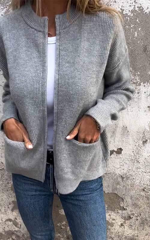 Jenneva - Classic Knit Pocket Cardigan