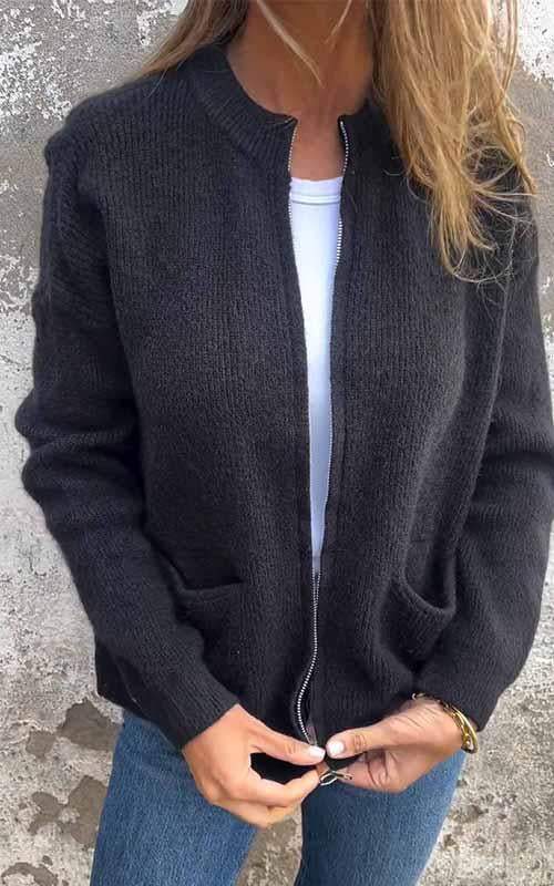 Jenneva - Classic Knit Pocket Cardigan